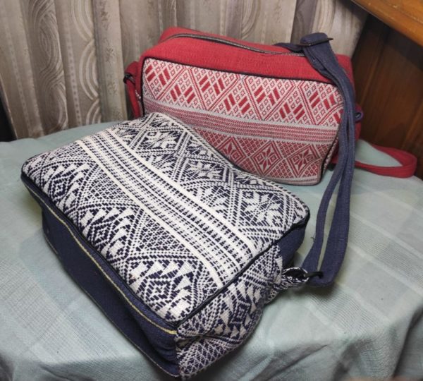 Rovender Chin Sling Bag