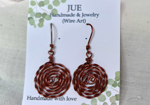 Wire Earrings by JUE